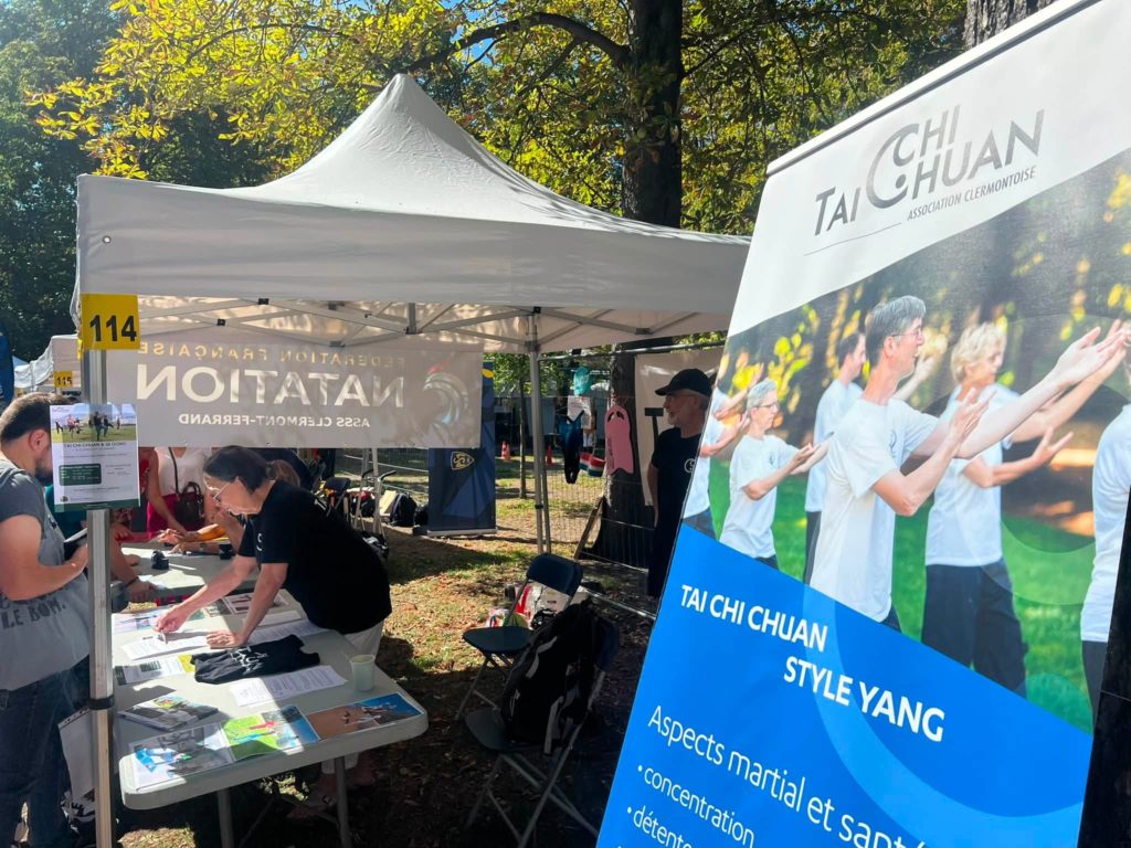 Tai Chi Chuan : stand de l'association clermontoise au jardin Lecoq